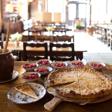 Du Vieux 3* Pérouges