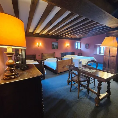 Du Vieux מלון 3*