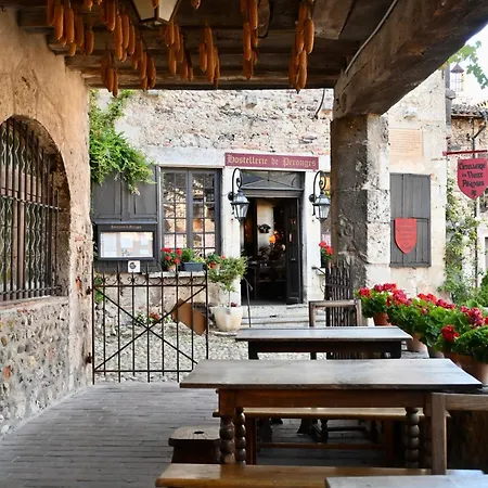 Du Vieux Hotel 3*