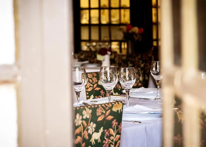 Отель Du Vieux Перуж