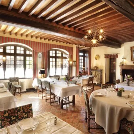 Du Vieux 3* Перуж