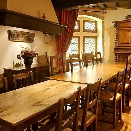 Du Vieux Hotel Pérouges