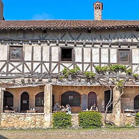 Du Vieux Hotel Pérouges