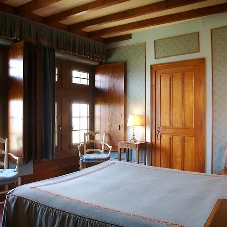 Du Vieux Hotel