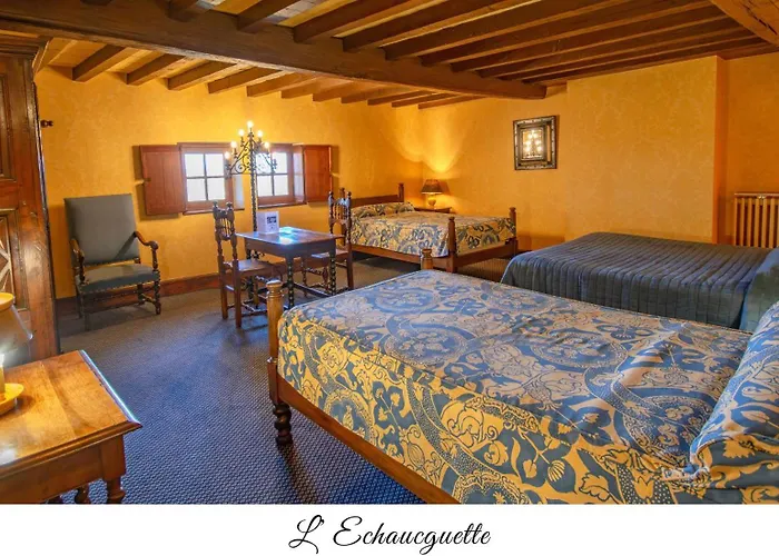 Du Vieux Hotel Pérouges