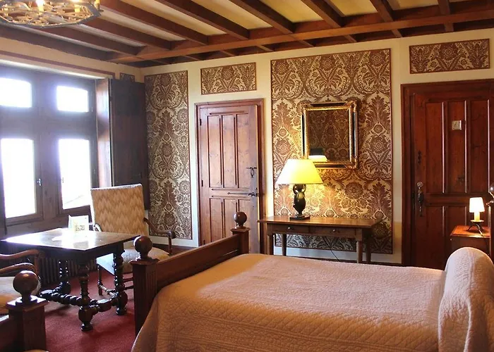 Hotel Du Vieux Pérouges